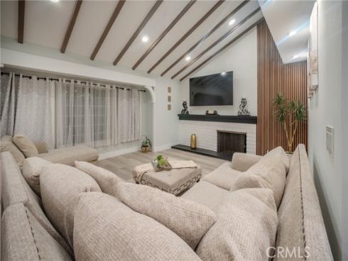 2821 Tigertail , Los Alamitos, CA