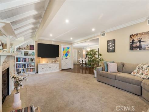 3052 Bostonian , Los Alamitos, CA