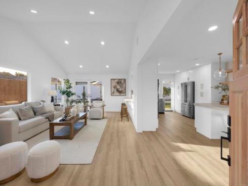 3221 Kempton Drive , Los Alamitos, CA