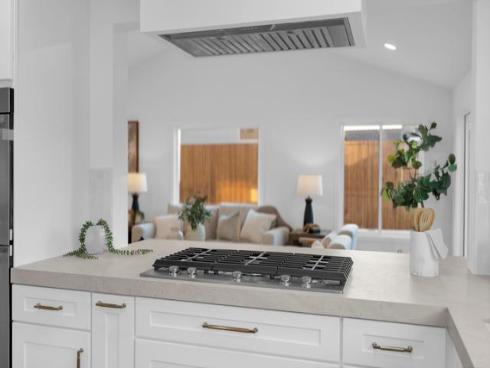 3221 Kempton Drive , Los Alamitos, CA