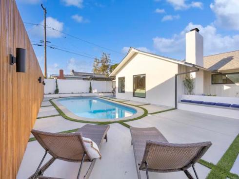 3221 Kempton Drive , Los Alamitos, CA