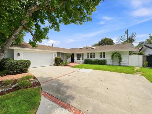 11432  Martha Ann  , Los Alamitos, CA