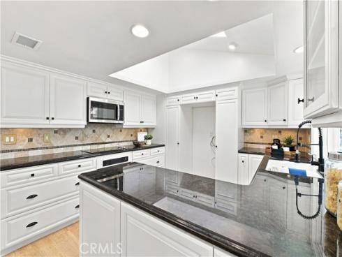 11432  Martha Ann  , Los Alamitos, CA