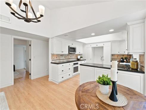11432  Martha Ann  , Los Alamitos, CA