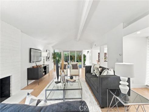 11432  Martha Ann  , Los Alamitos, CA
