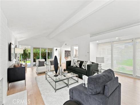 11432  Martha Ann  , Los Alamitos, CA