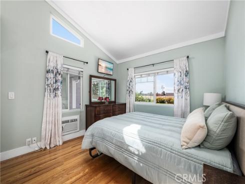 4582 Howard Avenue, Los Alamitos, CA
