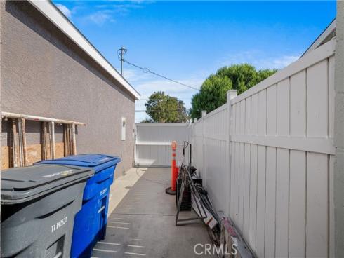 4582 Howard Avenue, Los Alamitos, CA