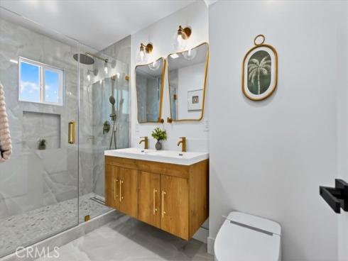 11131  Ticonderoga  , Los Alamitos, CA