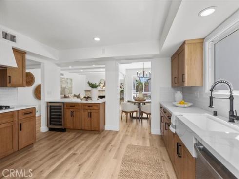 12042  Davenport  , Los Alamitos, CA