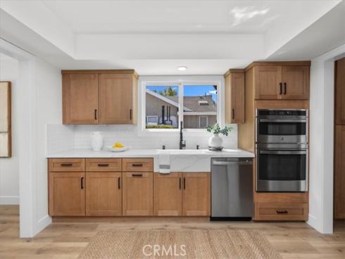12042  Davenport  , Los Alamitos, CA