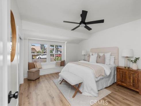12042  Davenport  , Los Alamitos, CA