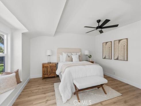 12042  Davenport  , Los Alamitos, CA