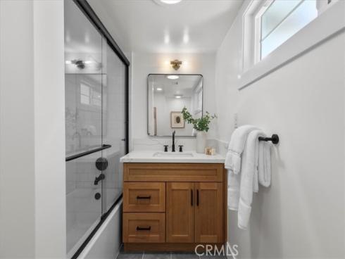 12042  Davenport  , Los Alamitos, CA