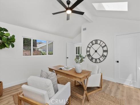 12042  Davenport  , Los Alamitos, CA