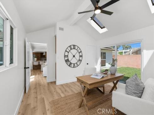 12042  Davenport  , Los Alamitos, CA