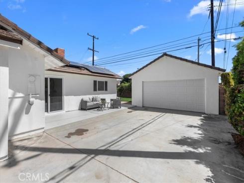 12042  Davenport  , Los Alamitos, CA