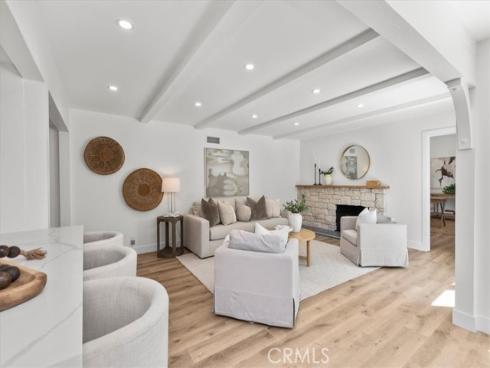 12042  Davenport  , Los Alamitos, CA
