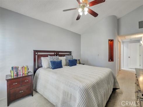 5021 Apollo Circle, Los Alamitos, CA