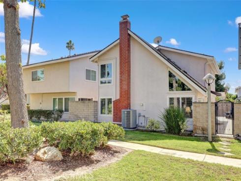 5021 Apollo Circle, Los Alamitos, CA