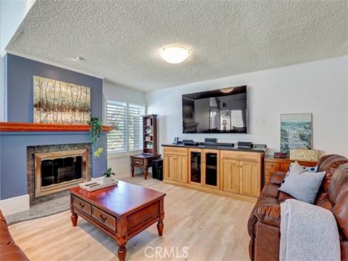 5021 Apollo Circle, Los Alamitos, CA
