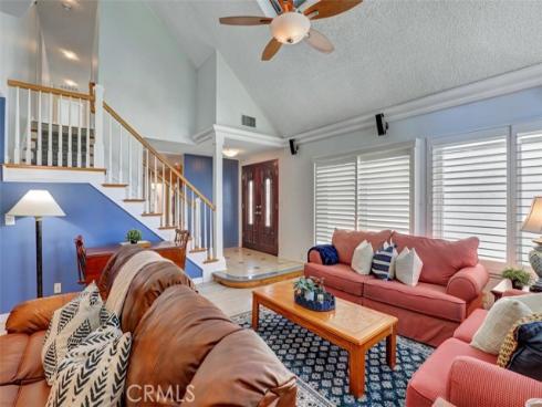 5021 Apollo Circle, Los Alamitos, CA