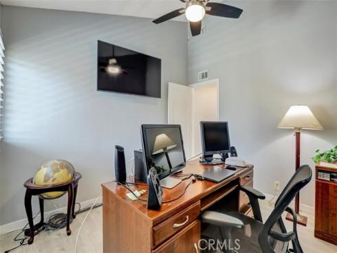 5021 Apollo Circle, Los Alamitos, CA