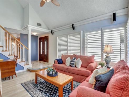 5021 Apollo Circle, Los Alamitos, CA