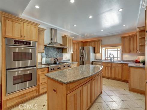 5021 Apollo Circle, Los Alamitos, CA