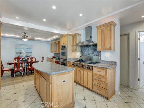 5021 Apollo Circle, Los Alamitos, CA