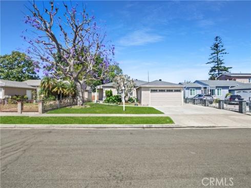 15381  Pacific   Street, Midway City, CA