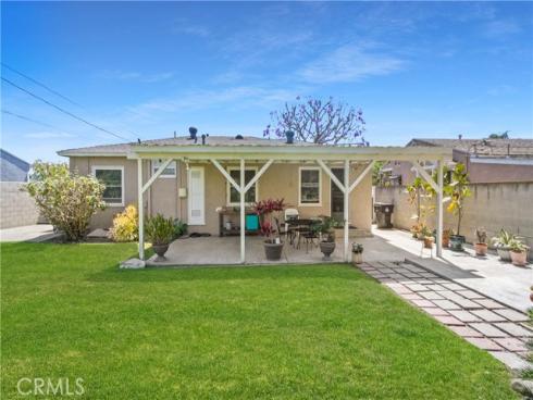 15381  Pacific   Street, Midway City, CA