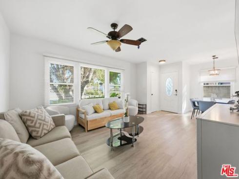 15381  Pacific   Street, Midway City, CA