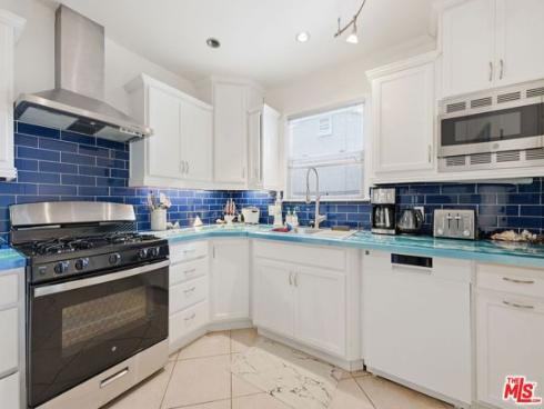 15381  Pacific   Street, Midway City, CA