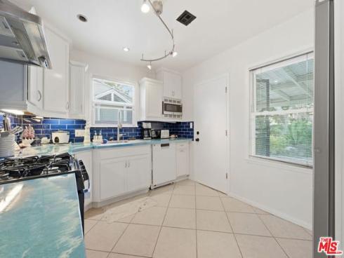 15381  Pacific   Street, Midway City, CA