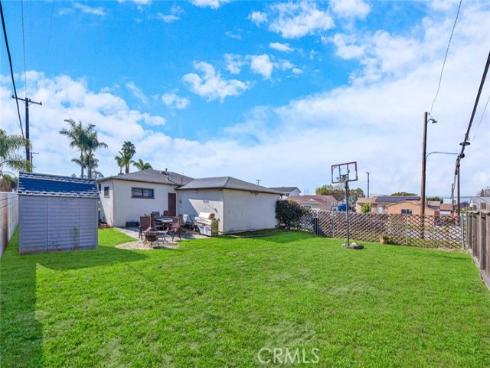 7781  Ledon   Way, Midway City, CA