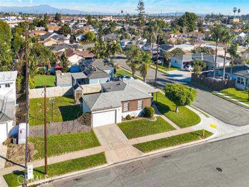 7781  Ledon   Way, Midway City, CA