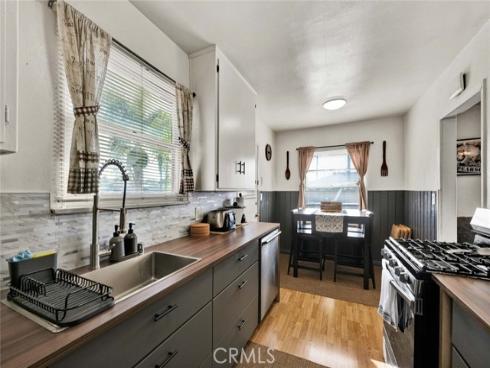 7781  Ledon   Way, Midway City, CA