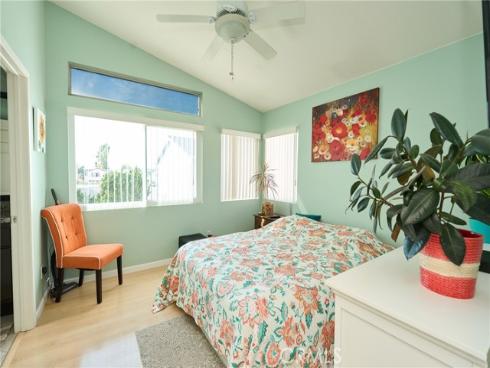 7801  Pacific   Circle, Midway City, CA