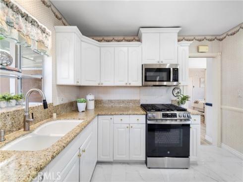 7802  Darwin   Avenue, Midway City, CA