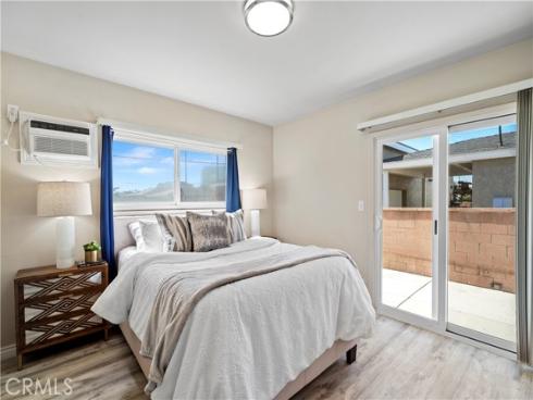 7802  Darwin   Avenue, Midway City, CA