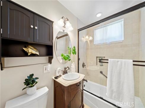 7802  Darwin   Avenue, Midway City, CA