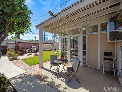 7802  Darwin   Avenue, Midway City, CA