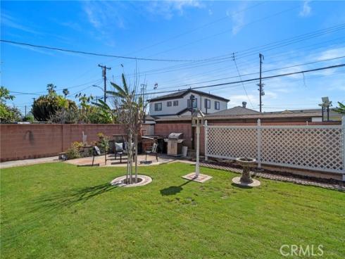 7802  Darwin   Avenue, Midway City, CA