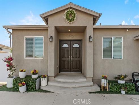 15421  Cedarwood  , Midway City, CA