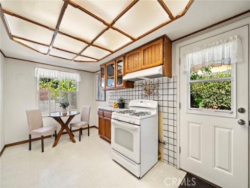 7852  Darwin   Avenue, Midway City, CA