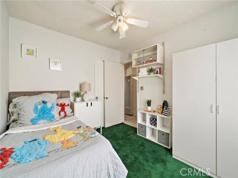 7852  Darwin   Avenue, Midway City, CA