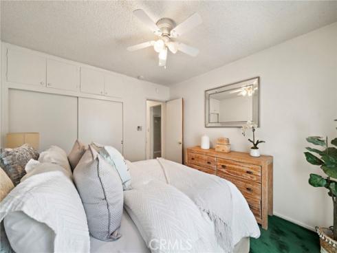 7852  Darwin   Avenue, Midway City, CA