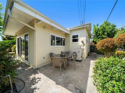 7852  Darwin   Avenue, Midway City, CA