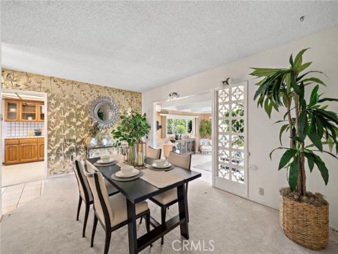 7852  Darwin   Avenue, Midway City, CA